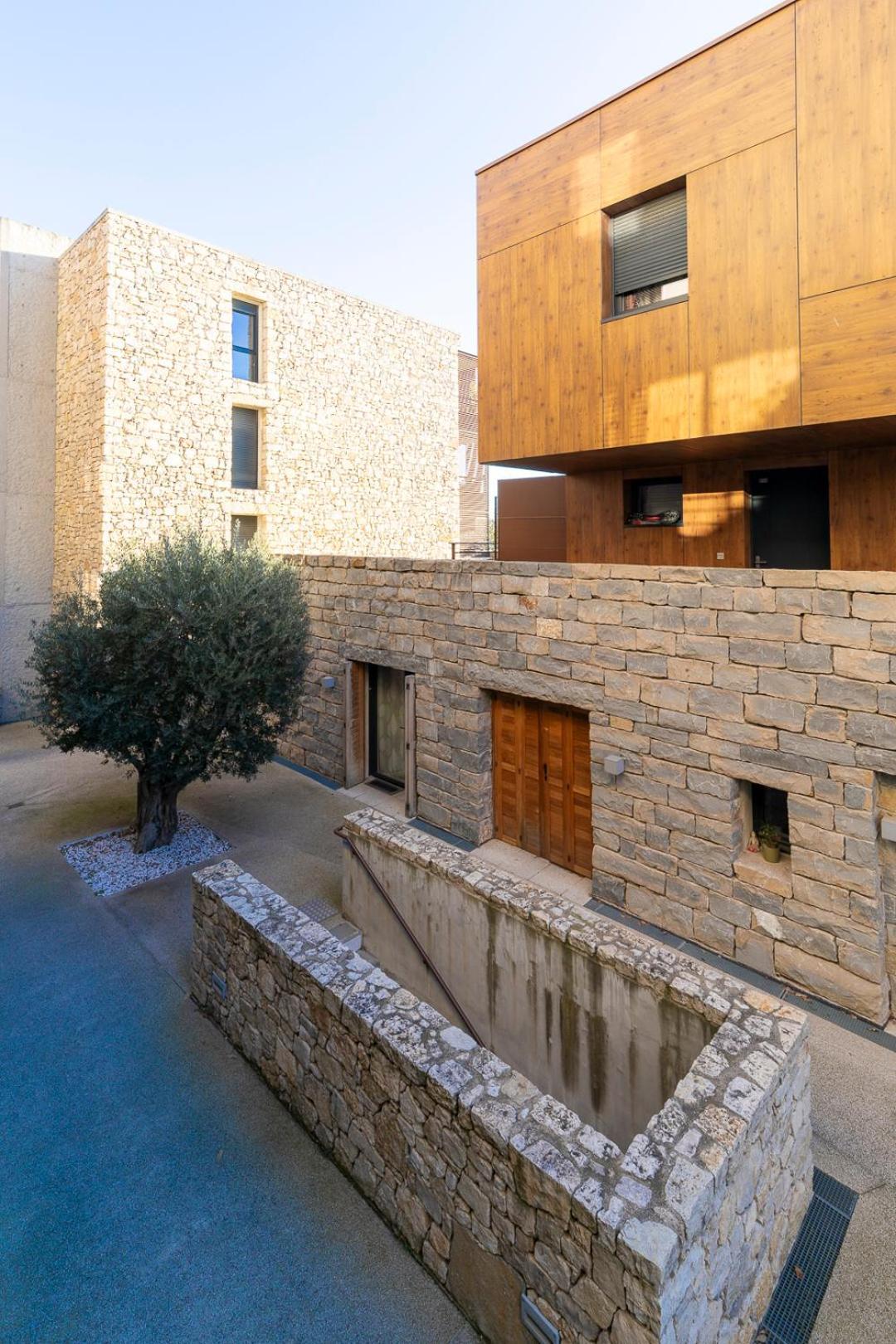 Appartement Charmant Au Porte De Montpellier แซ็ง-ฌ็อง-เดอ-เวดาส ภายนอก รูปภาพ